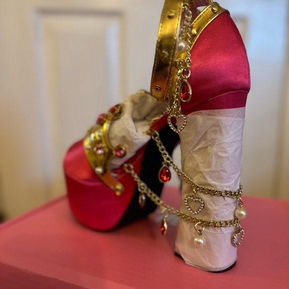 *NWT* Dolls Kill Sugar Thrillz Rubine Crowned Charmer Platform Heels Women’s 9 - Picture 5 of 8